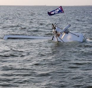muggy lee, trump flag, maga, delaware coast, sunken boat, sean moore